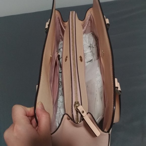 SOLD - Kate Spade Newbury Lane Purse - Picture 3 of 7